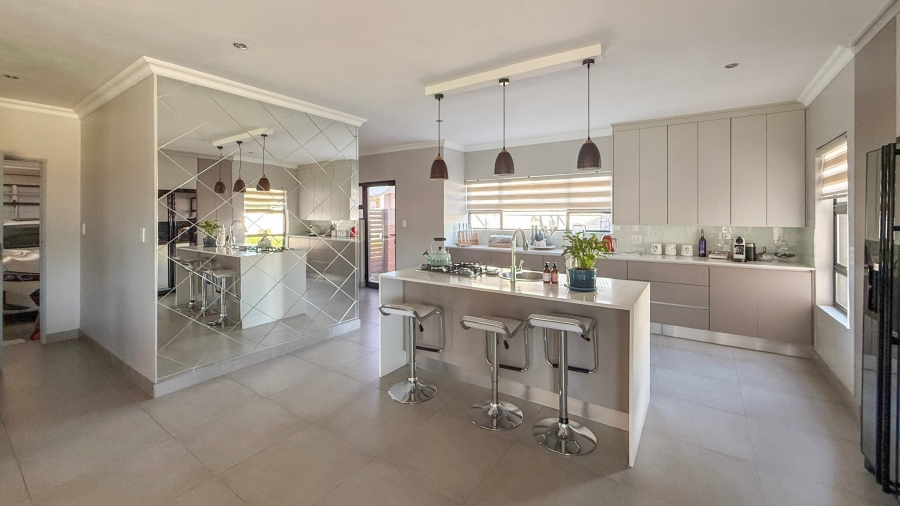 4 Bedroom Property for Sale in La Camargue Private Country Estate North West